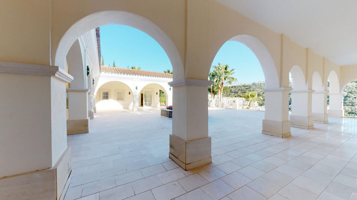 Se vende Villa - Chalet de 7 dormitorios en Costa Del Sol, Málaga, España