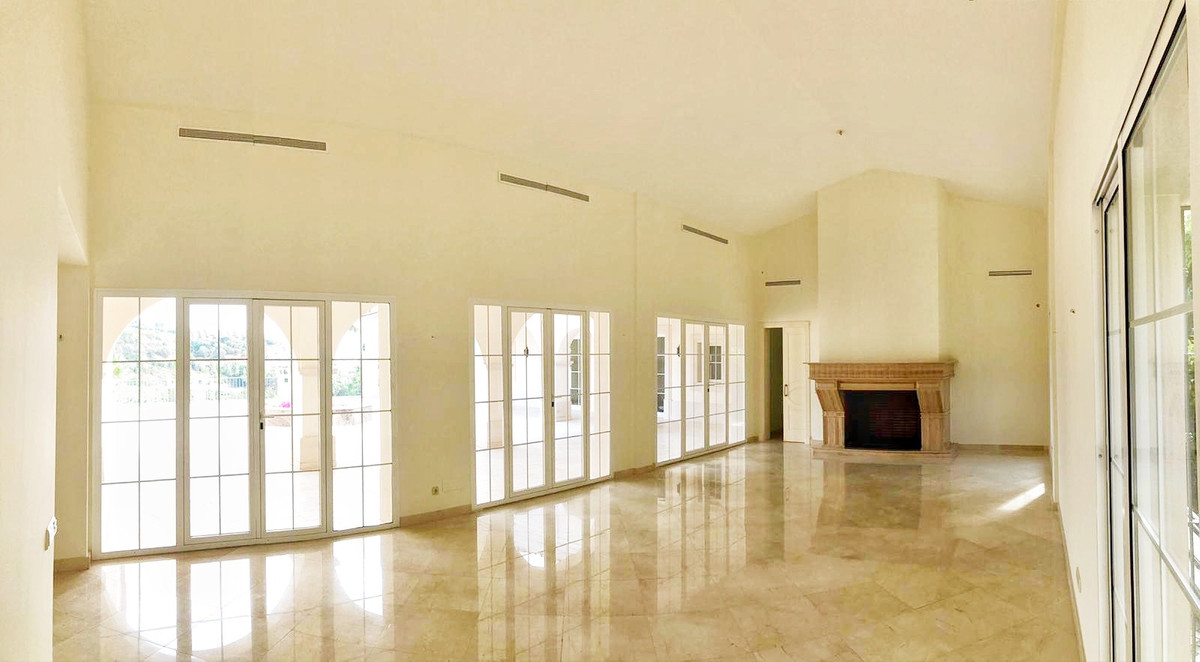 Se vende Villa - Chalet de 7 dormitorios en Costa Del Sol, Málaga, España