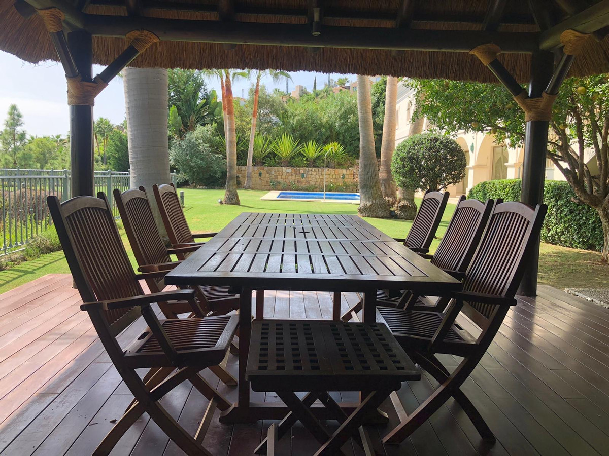 Se vende Villa - Chalet de 7 dormitorios en Costa Del Sol, Málaga, España