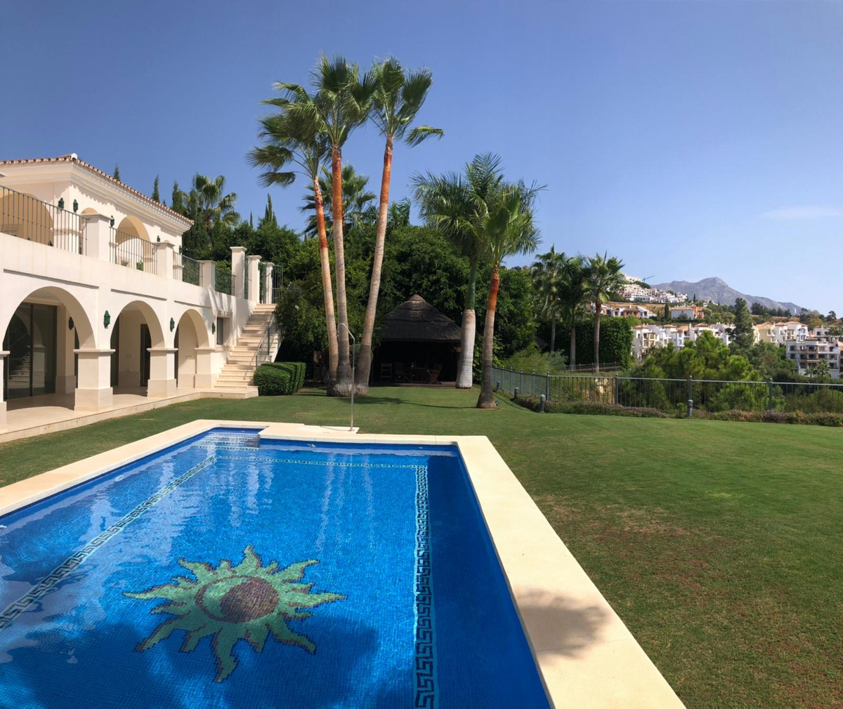 Se vende Villa - Chalet de 7 dormitorios en Costa Del Sol, Málaga, España
