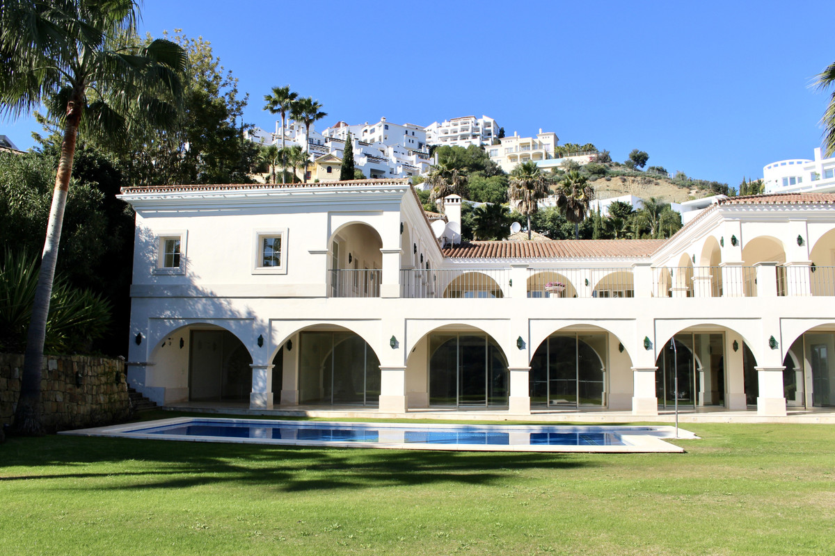 Se vende Villa - Chalet de 7 dormitorios en Costa Del Sol, Málaga, España