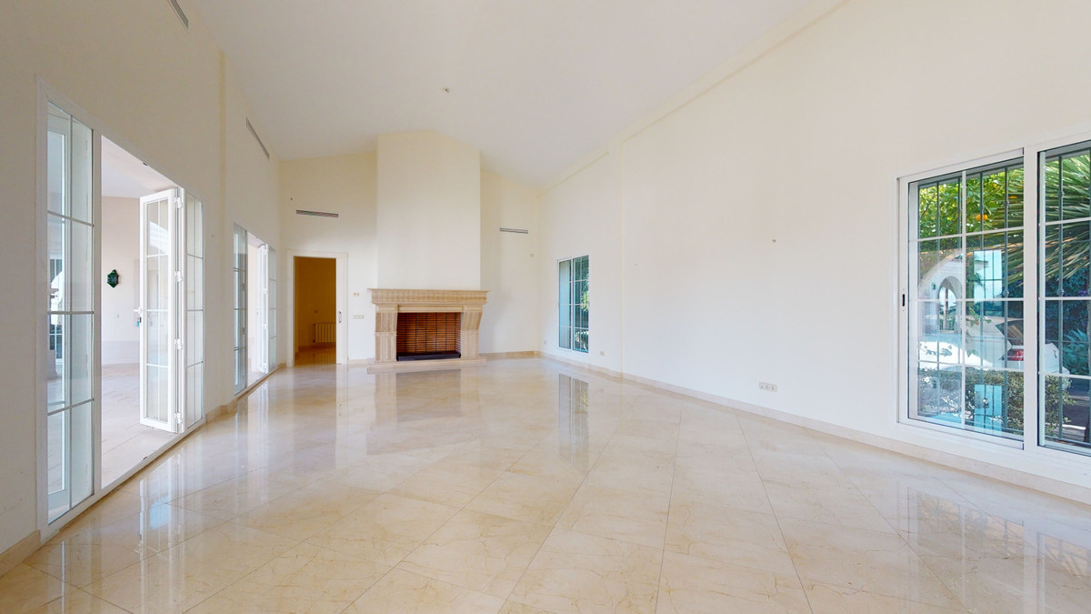 Se vende Villa - Chalet de 7 dormitorios en Costa Del Sol, Málaga, España