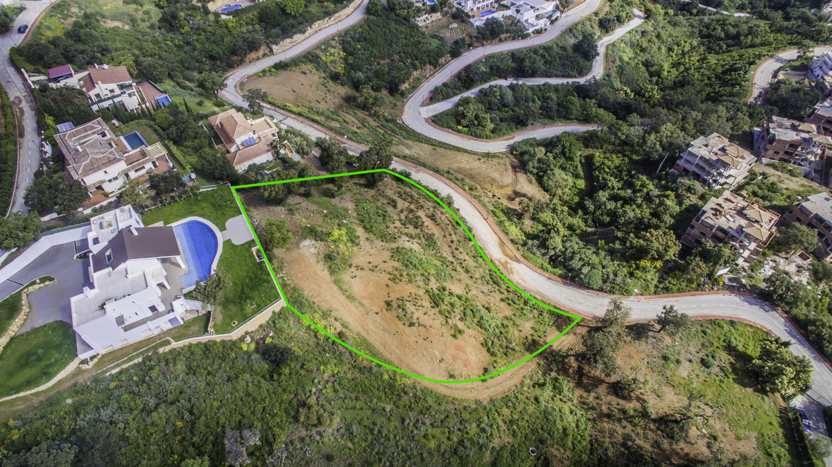 4 Bed Townhouse for sale in La Mairena Costa Del Sol, Málaga, Spain