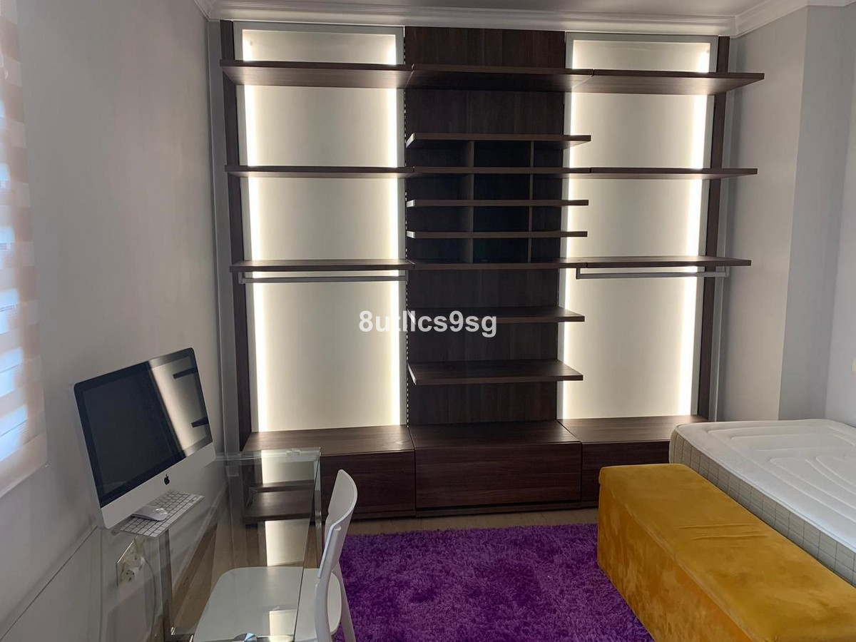 Se vende Apartamento Planta Media de 3 dormitorios en Costa Del Sol, Málaga, España