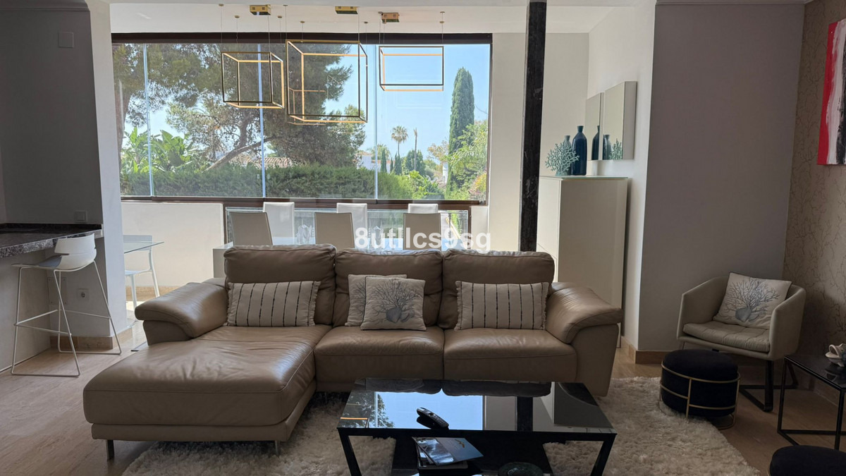 Se vende Apartamento Planta Media de 3 dormitorios en Costa Del Sol, Málaga, España
