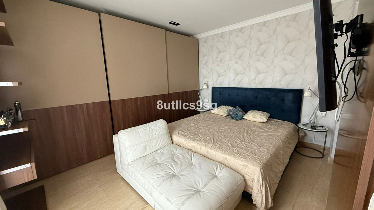 Se vende Apartamento Planta Media de 3 dormitorios en Costa Del Sol, Málaga, España