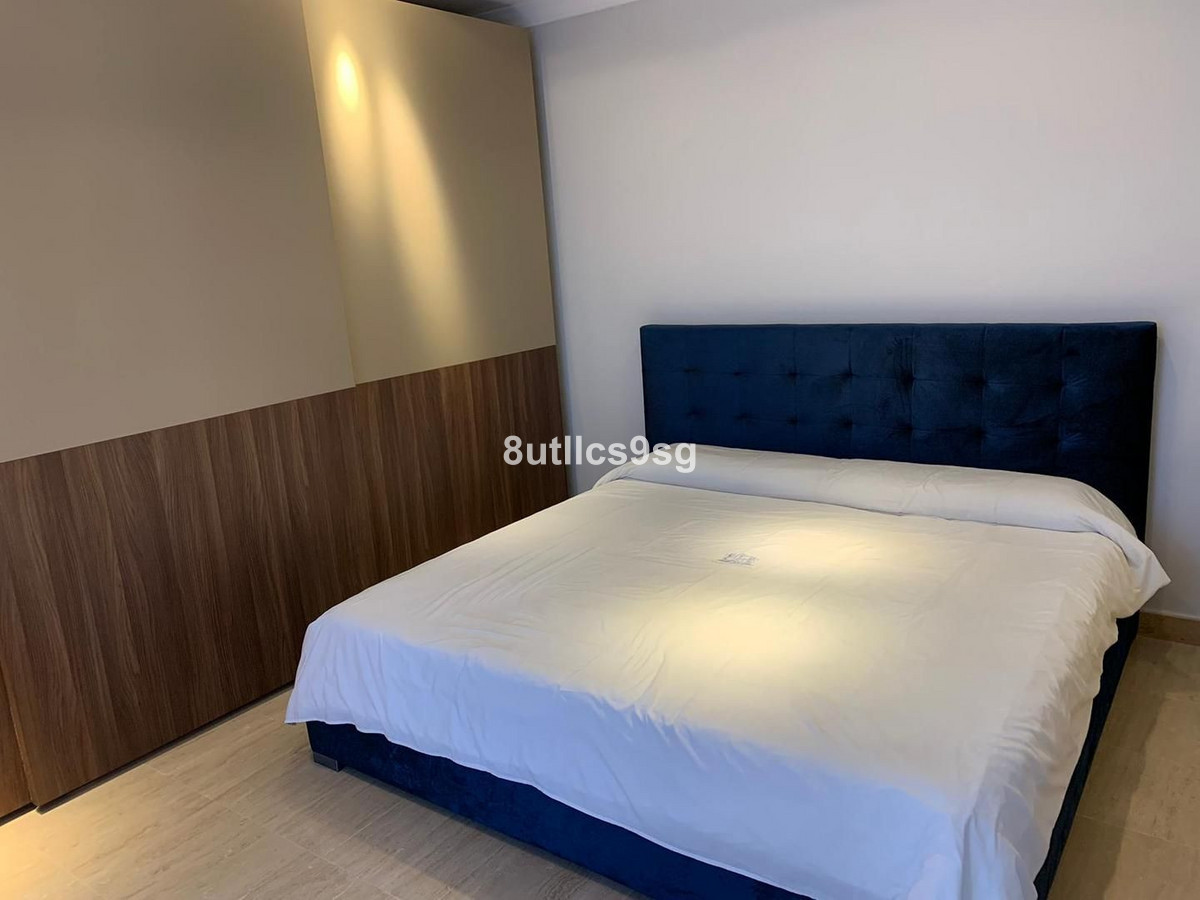 Se vende Apartamento Planta Media de 3 dormitorios en Costa Del Sol, Málaga, España