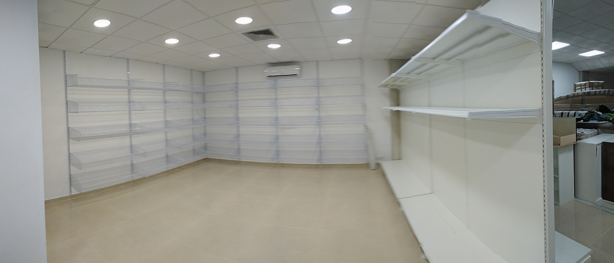 Se vende Local comercial  en Costa Del Sol, Málaga, España
