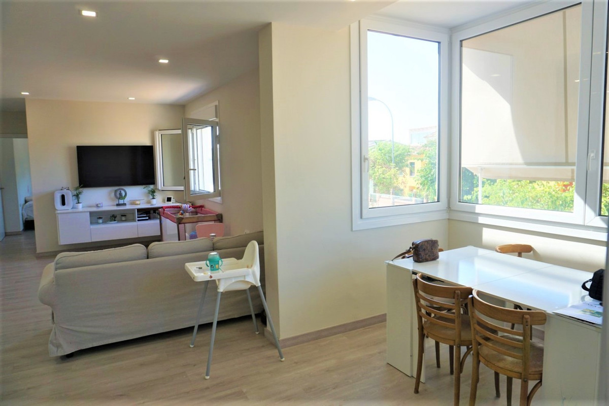 Se vende Villa - Chalet de 7 dormitorios en Costa Del Sol East, Málaga, España
