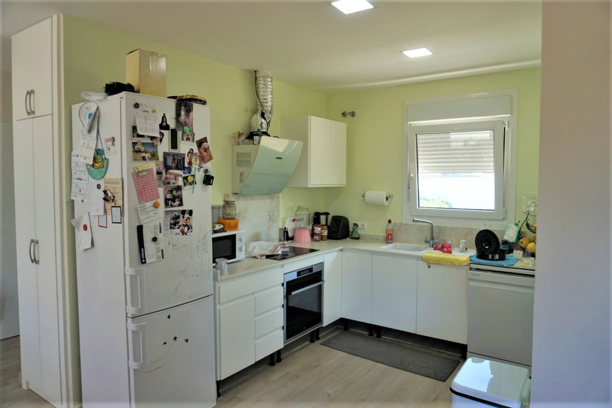 Se vende Villa - Chalet de 7 dormitorios en Costa Del Sol East, Málaga, España