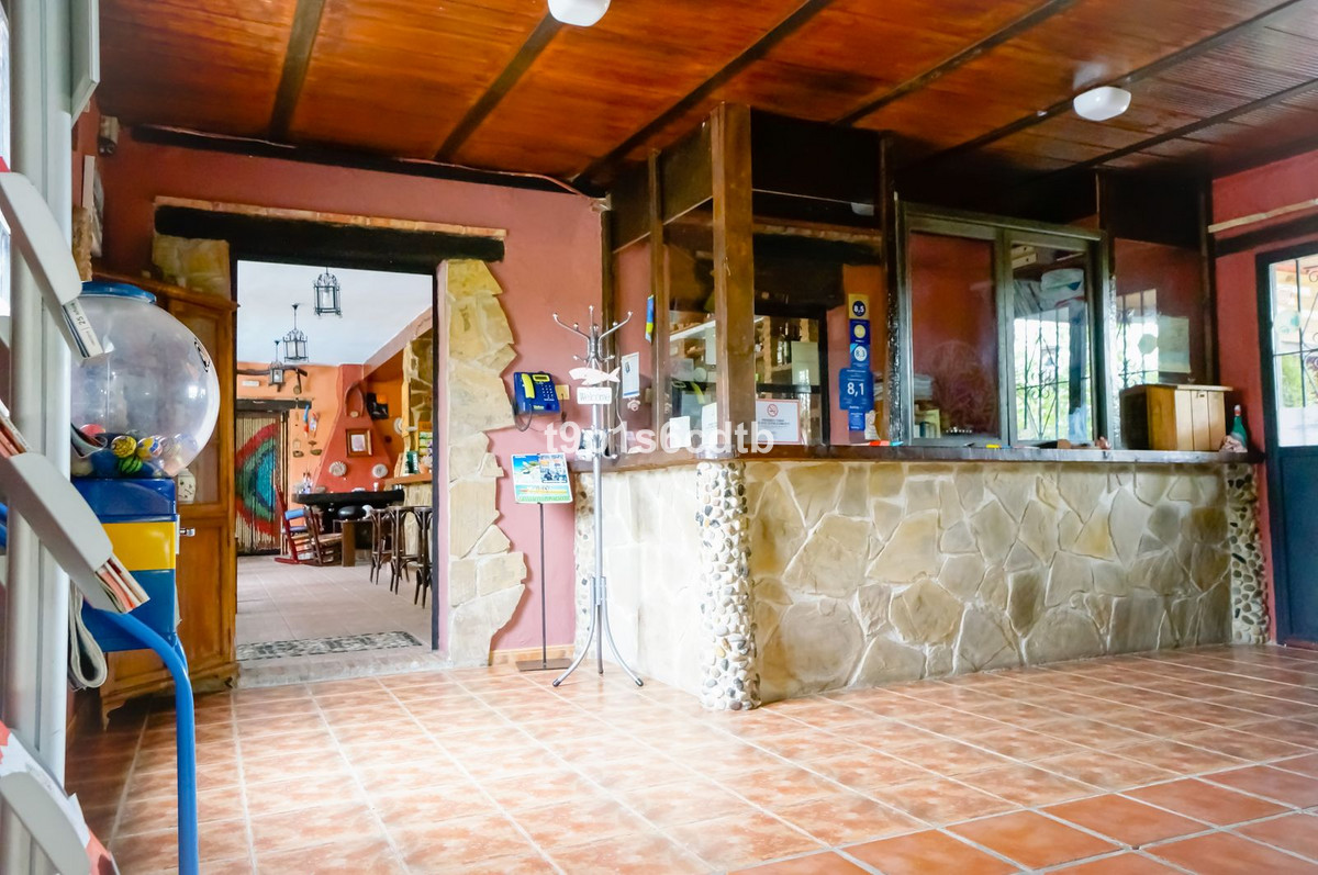 Commercial unit for sale in Valle De Abdalajis Costa Del Sol, Málaga, Spain