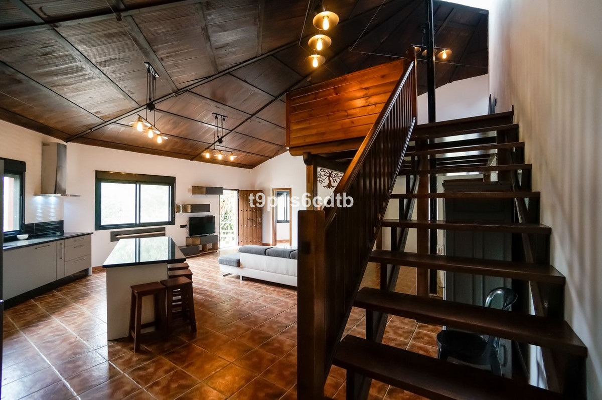 Commercial unit for sale in Valle De Abdalajis Costa Del Sol, Málaga, Spain