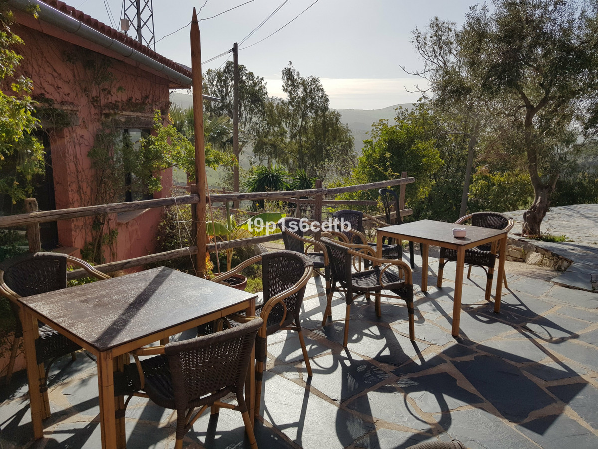 Commercial unit for sale in Valle De Abdalajis Costa Del Sol, Málaga, Spain
