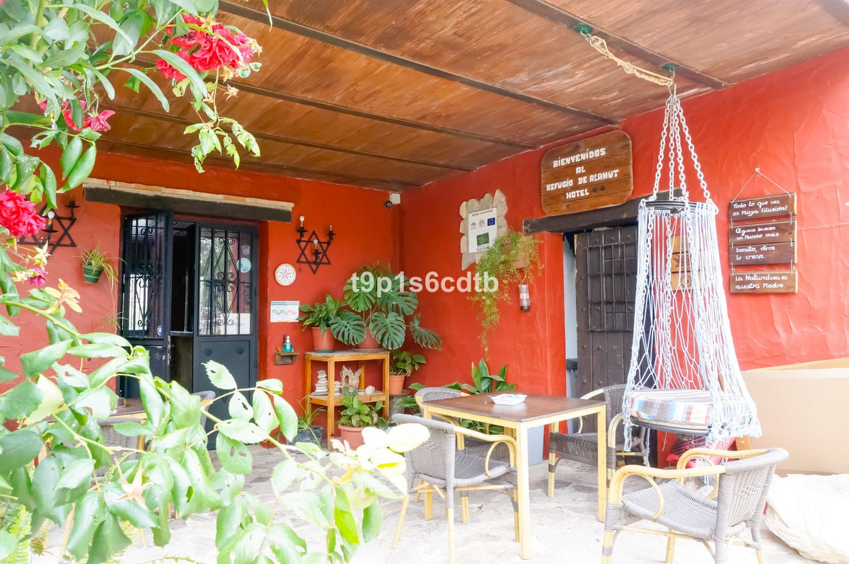 Commercial unit for sale in Valle De Abdalajis Costa Del Sol, Málaga, Spain
