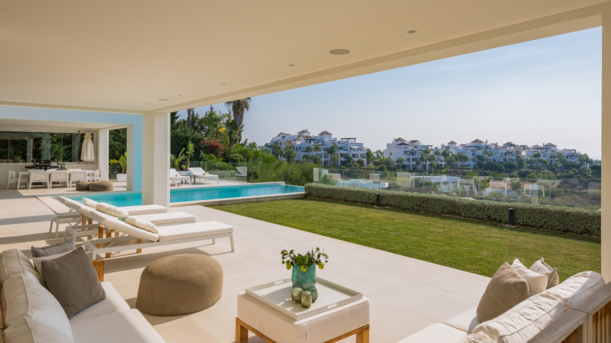 Se vende Villa - Chalet de 3 dormitorios en Costa Del Sol, Málaga, España
