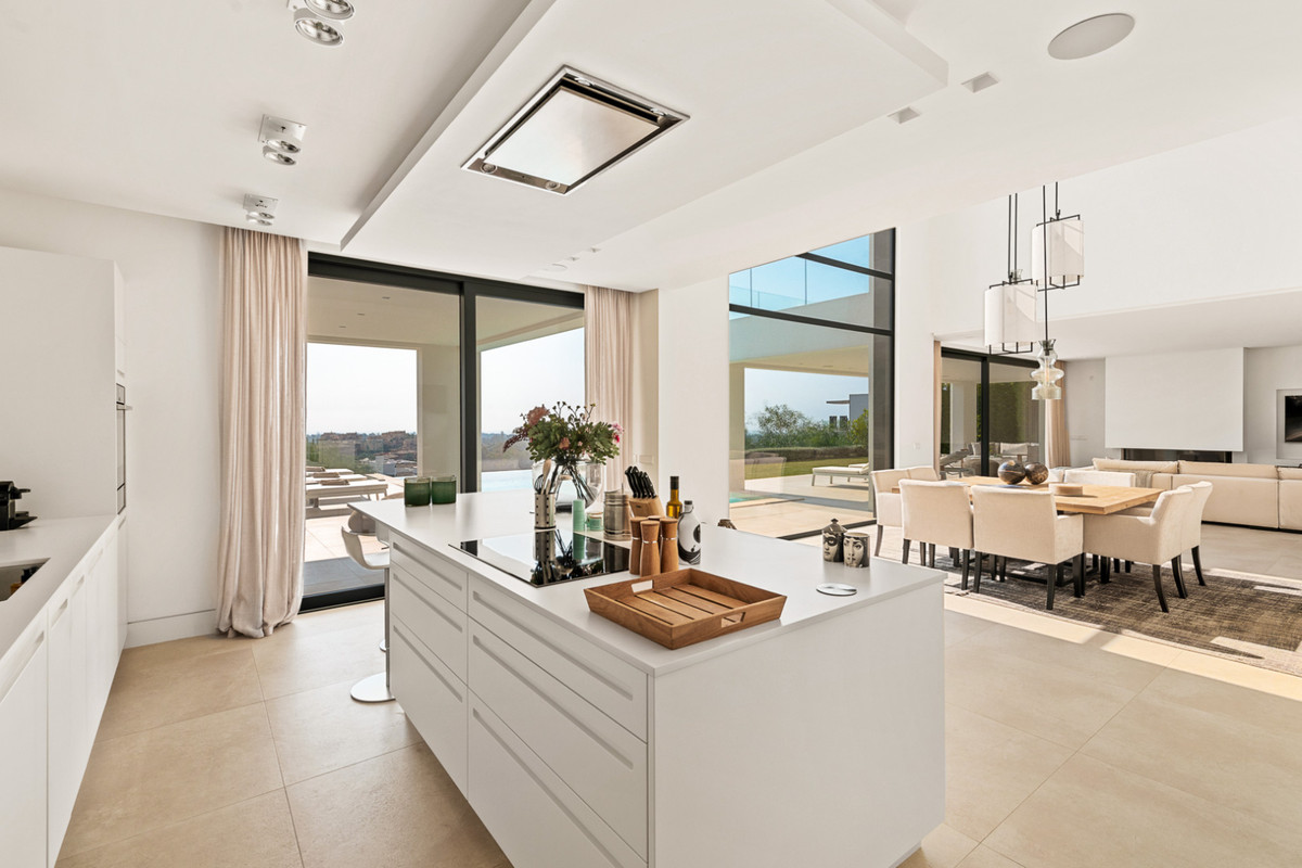 Se vende Villa - Chalet de 3 dormitorios en Costa Del Sol, Málaga, España