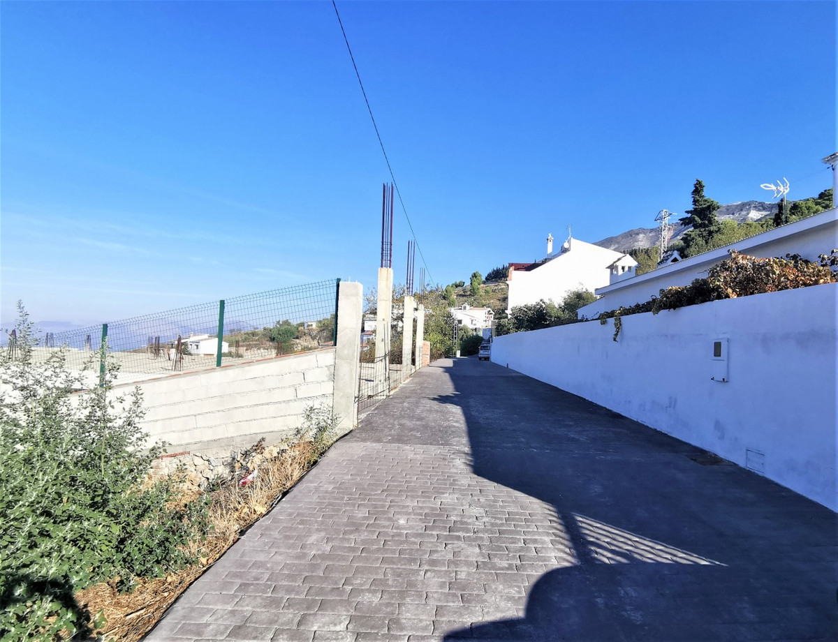 Se vende Terreno Urbano de 1 dormitorios en Costa Del Sol East, Málaga, España