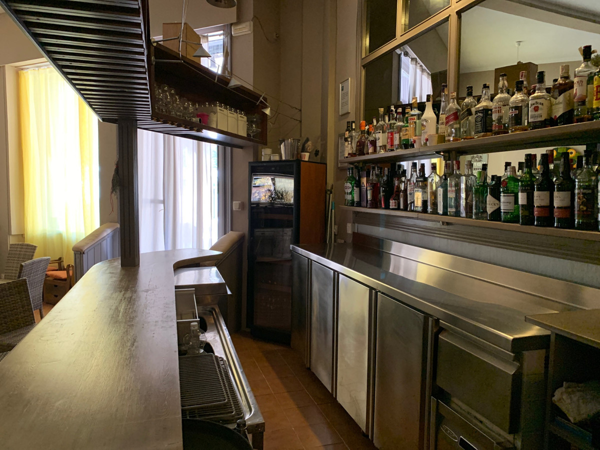 Se vende Restaurante  en Costa Del Sol, Málaga, España