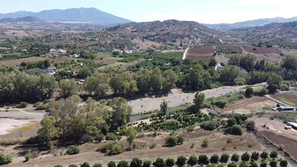 Se vende Terreno Rustico  en Costa Del Sol, Málaga, España