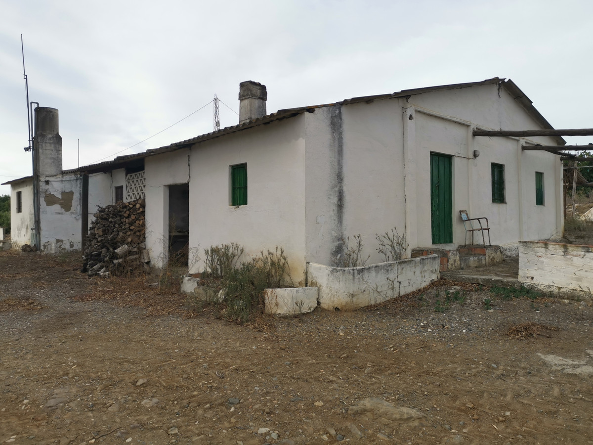 Se vende Terreno Rustico  en Costa Del Sol, Málaga, España