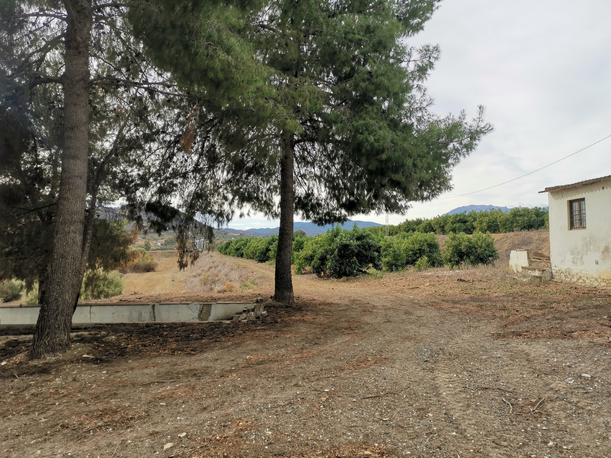 Se vende Terreno Rustico  en Costa Del Sol, Málaga, España