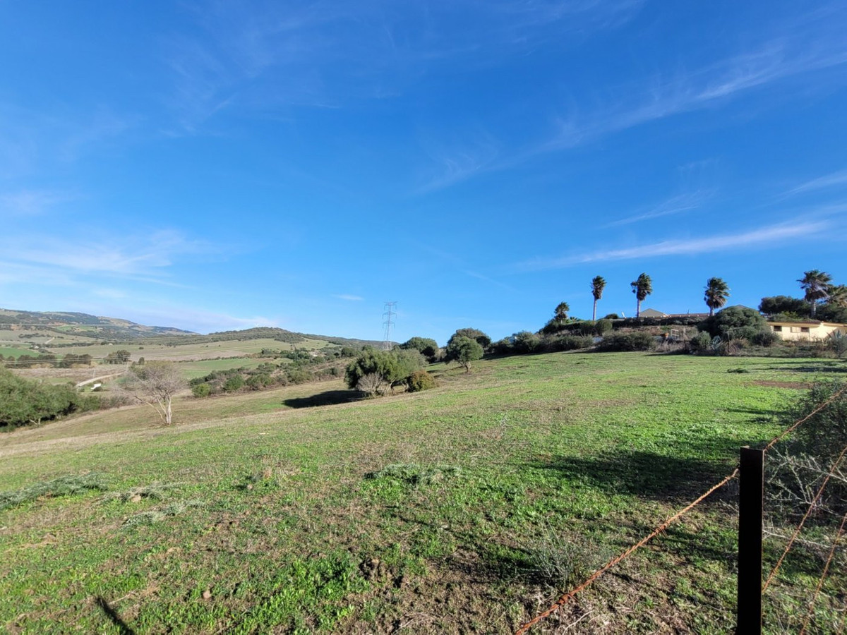 Se vende Villa - Chalet de 6 dormitorios en Costa Del Sol, Cadiz, España