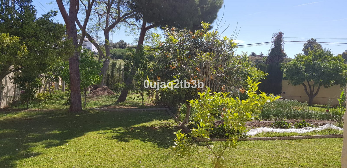 Se vende Villa - Chalet de 5 dormitorios en Costa Del Sol, Málaga, España