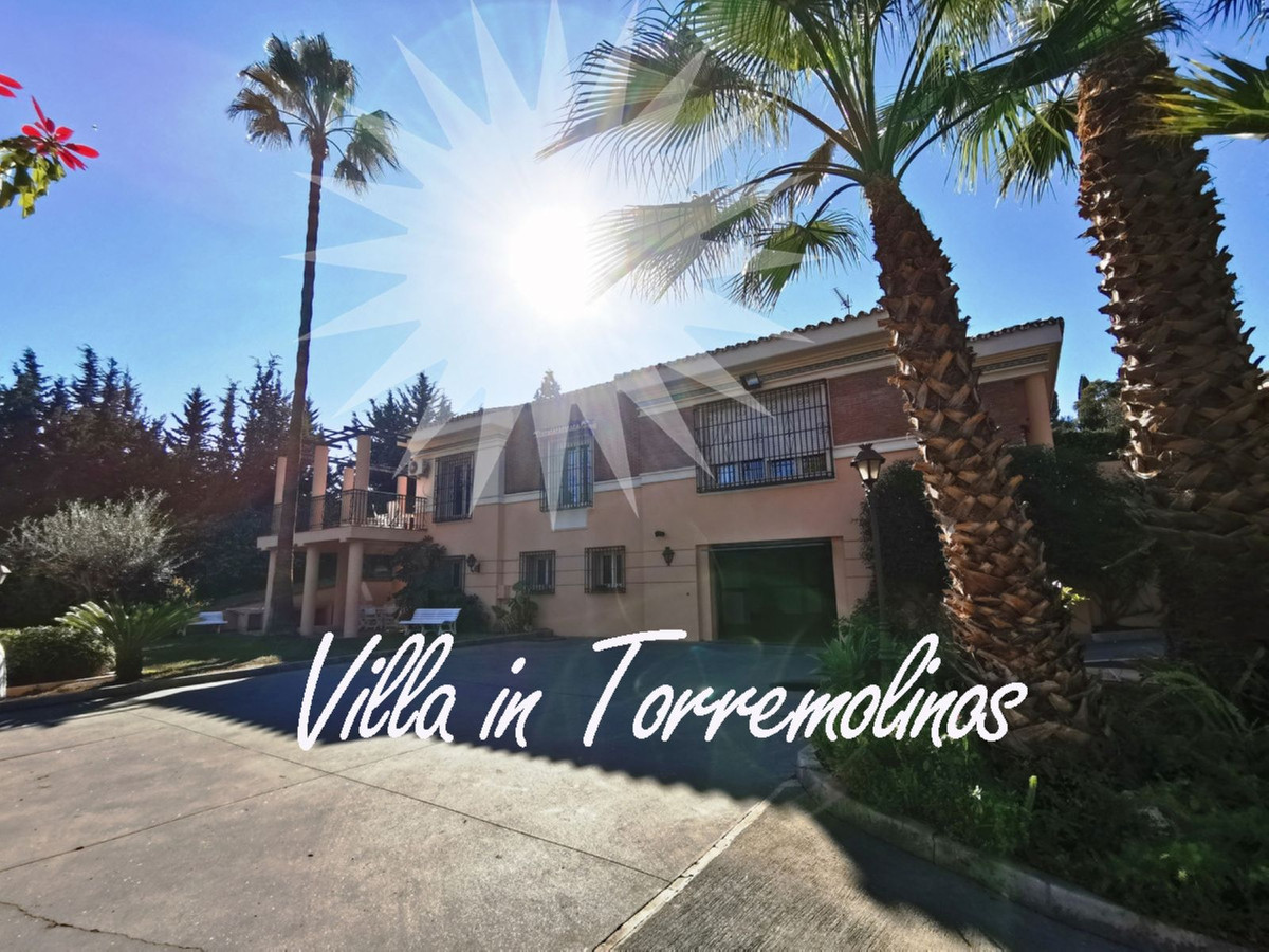 11 Bed Townhouse for sale in Torremolinos Costa Del Sol, Málaga, Spain