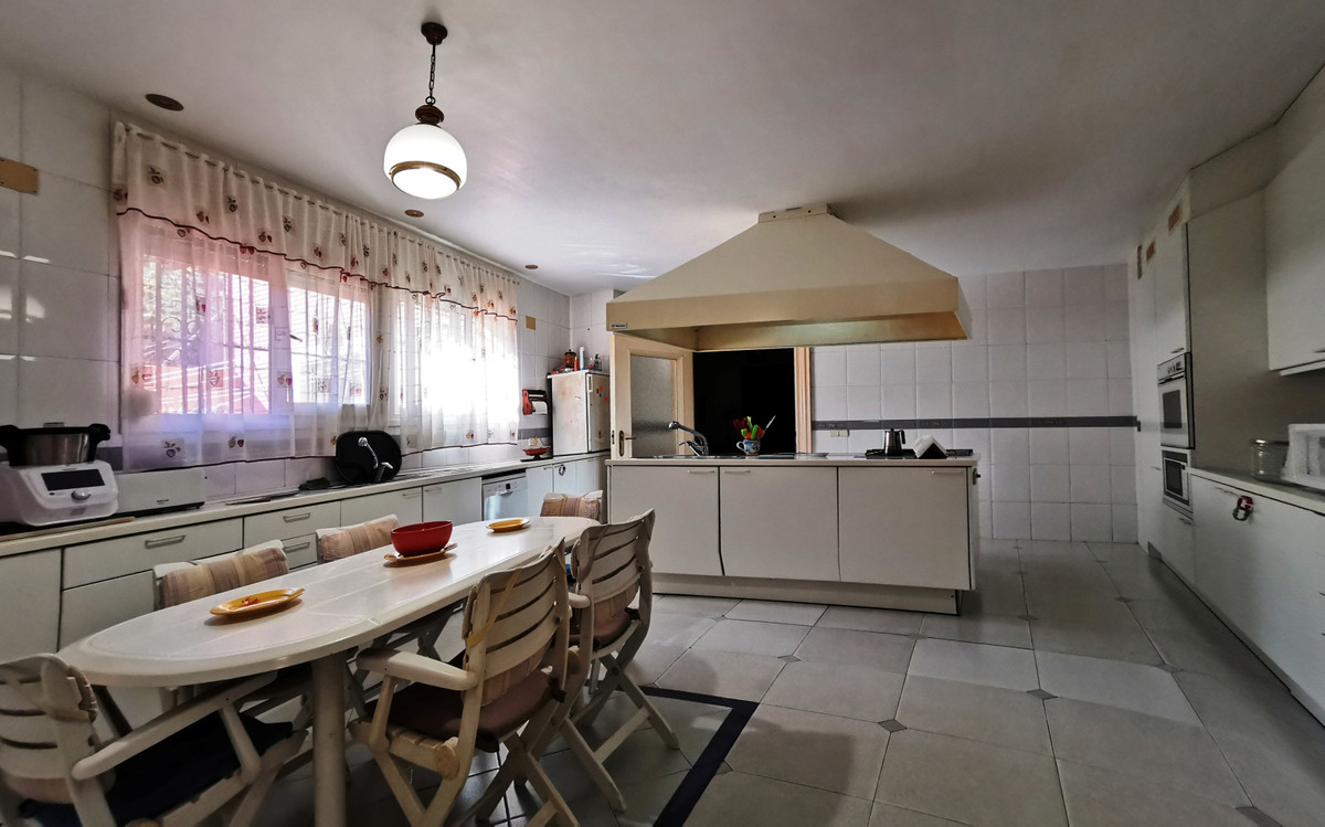 11 Bed Townhouse for sale in Torremolinos Costa Del Sol, Málaga, Spain