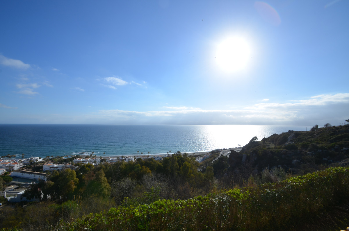 Se vende Apartamento Planta Media de 3 dormitorios en Costa Del Sol, Málaga, España