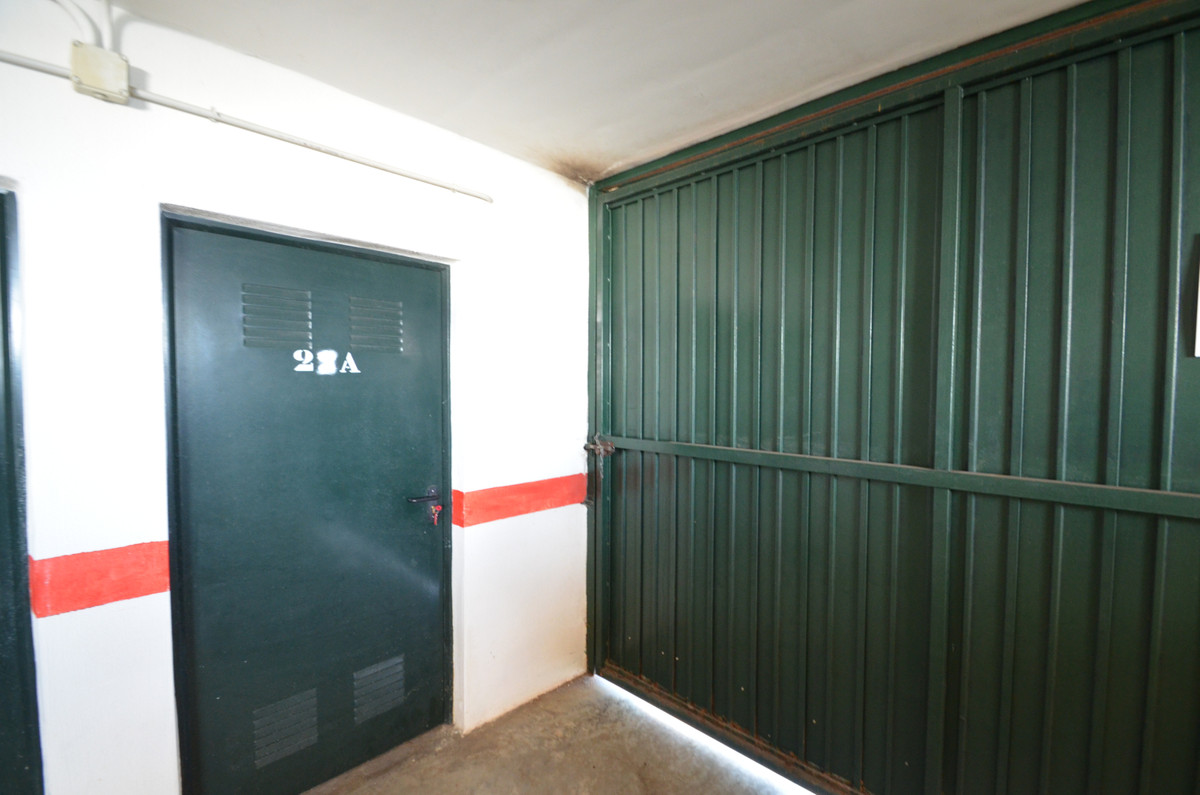 Se vende Apartamento Planta Media de 3 dormitorios en Costa Del Sol, Málaga, España