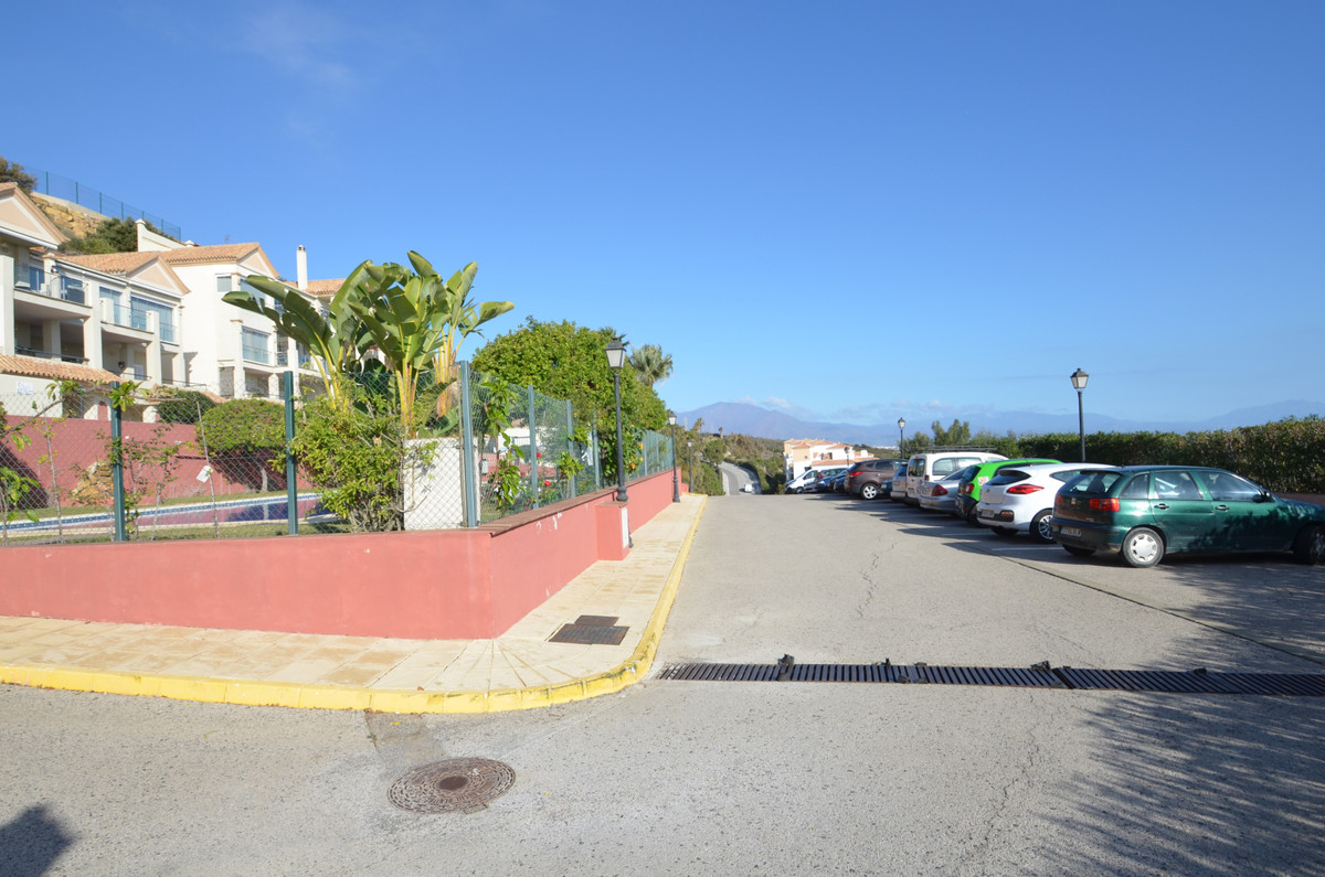 Se vende Apartamento Planta Media de 3 dormitorios en Costa Del Sol, Málaga, España