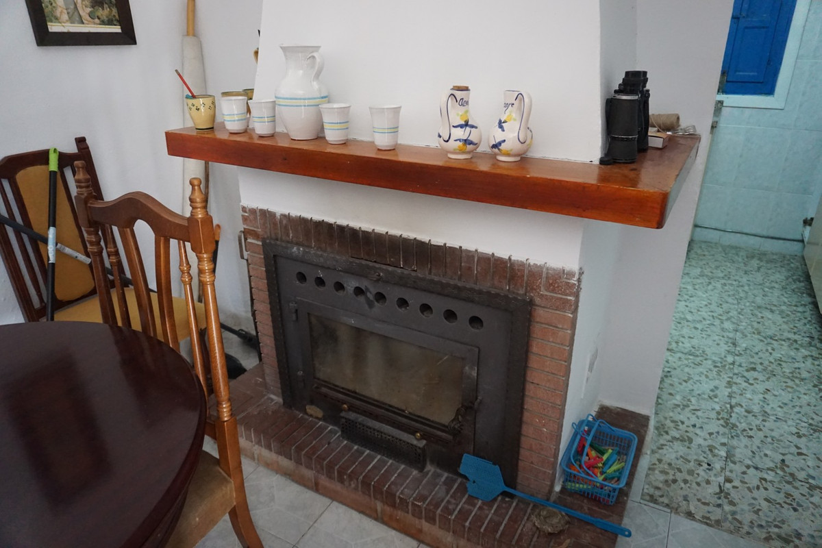 Se vende Finca - Cortijo de 3 dormitorios en Costa Del Sol East, Málaga, España