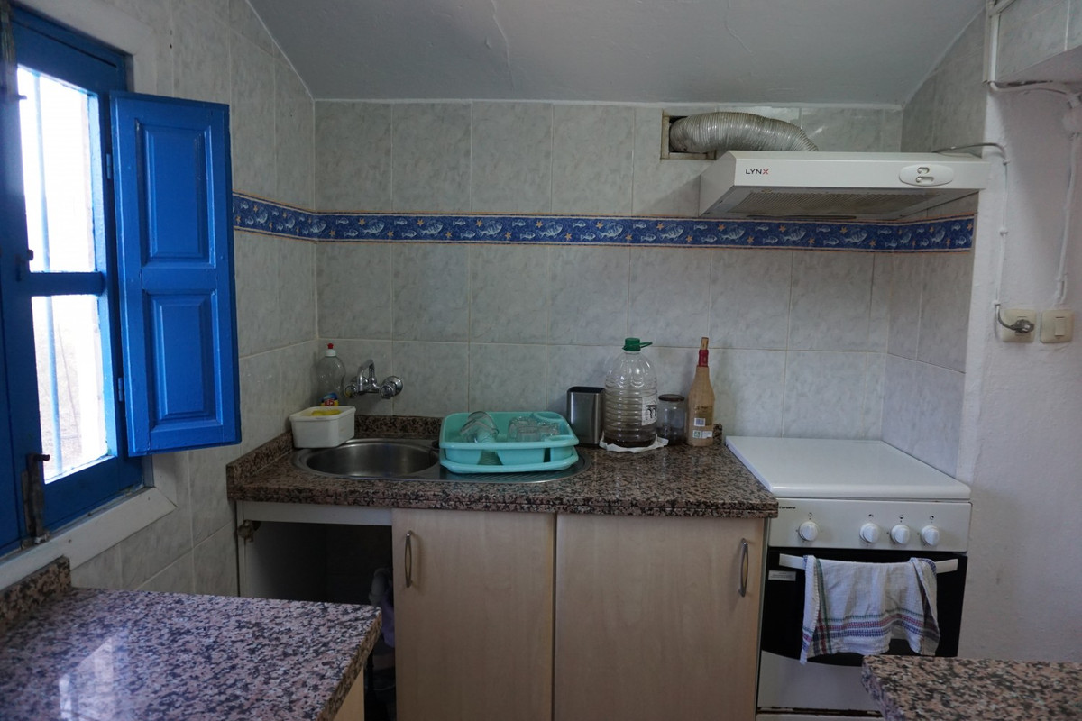 Se vende Finca - Cortijo de 3 dormitorios en Costa Del Sol East, Málaga, España
