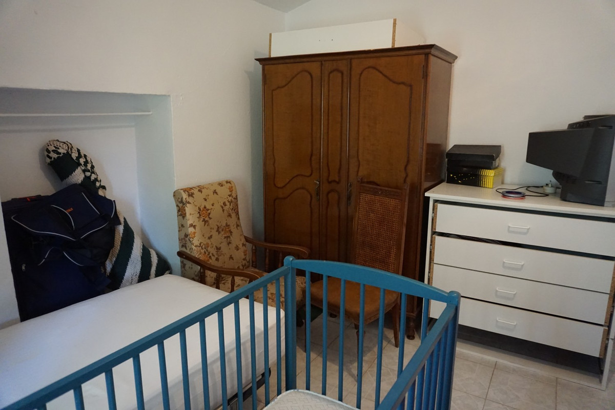 Se vende Finca - Cortijo de 3 dormitorios en Costa Del Sol East, Málaga, España