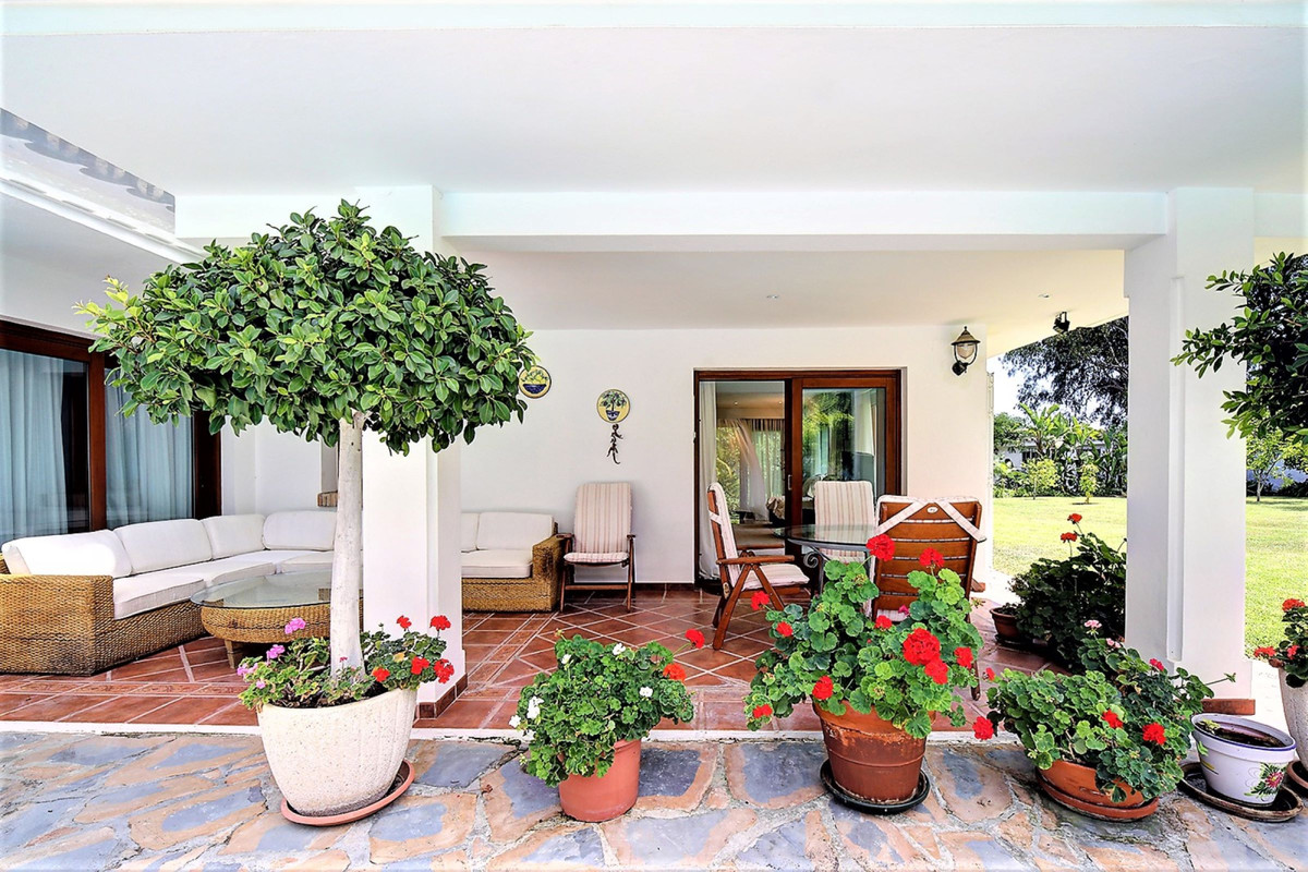 5 Bed Townhouse for sale in Costalita Costa Del Sol, Málaga, Spain