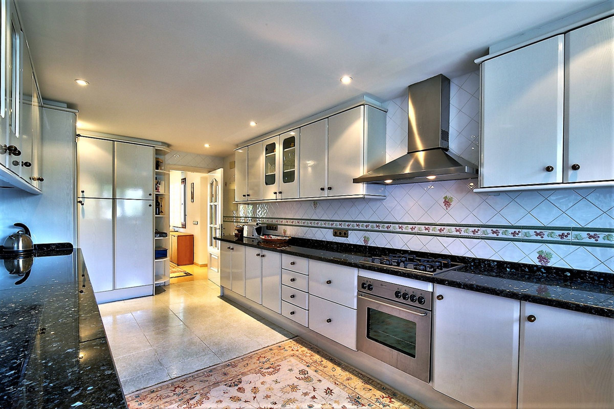 5 Bed Townhouse for sale in Costalita Costa Del Sol, Málaga, Spain