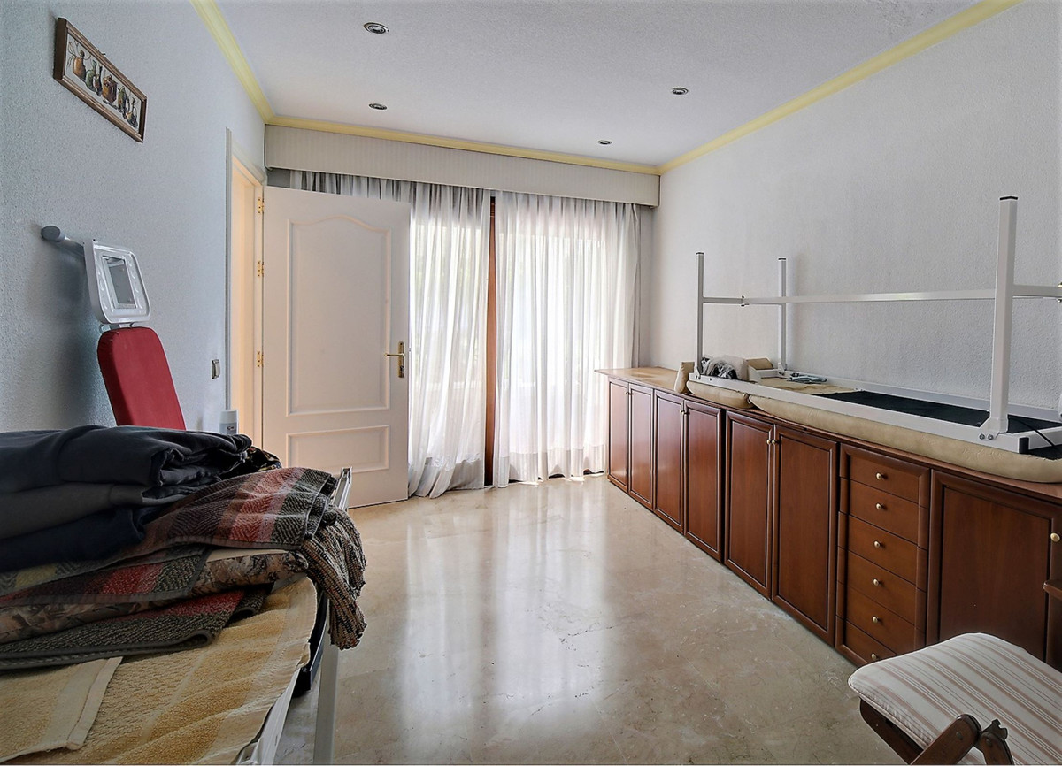 5 Bed Townhouse for sale in Costalita Costa Del Sol, Málaga, Spain