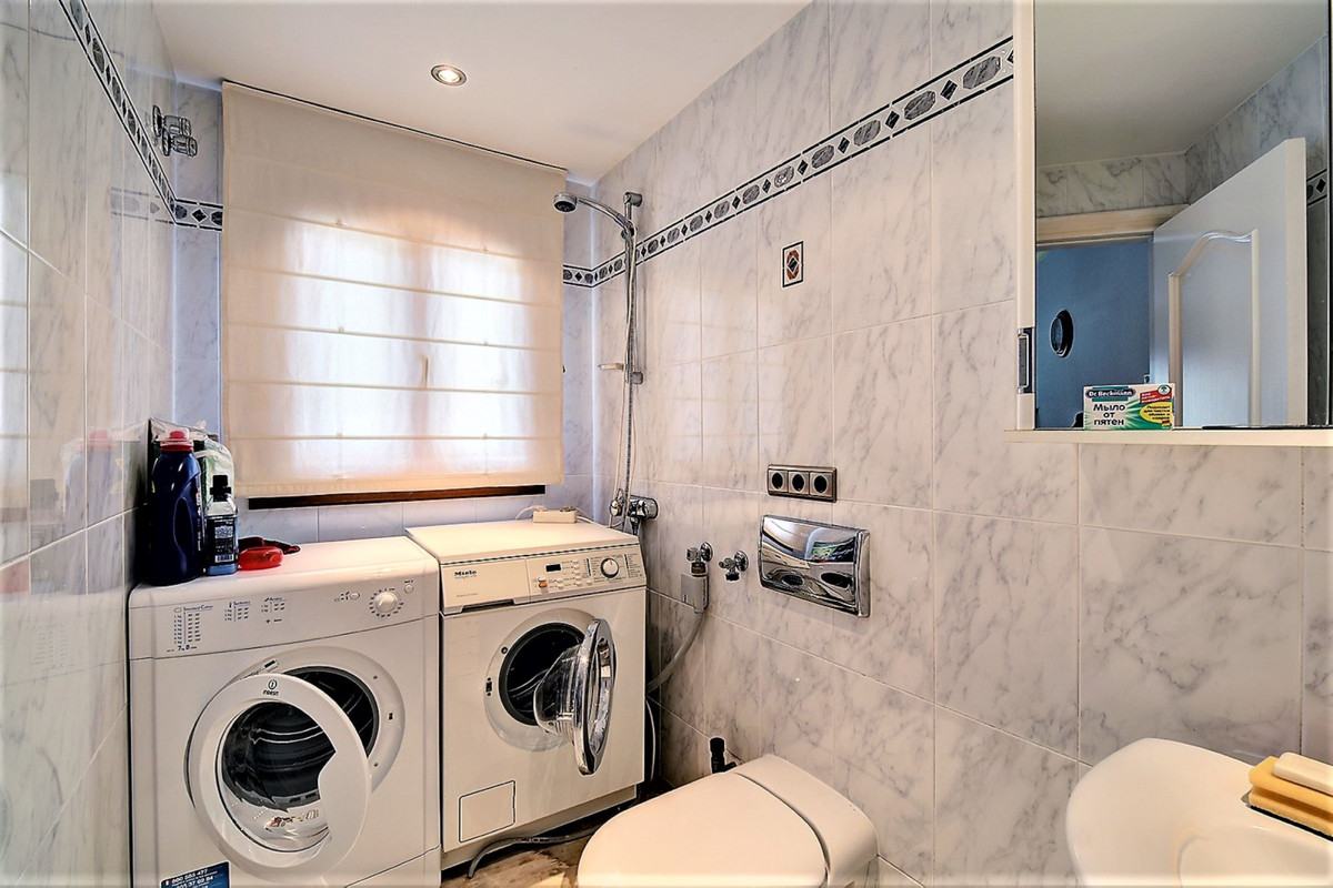 5 Bed Townhouse for sale in Costalita Costa Del Sol, Málaga, Spain