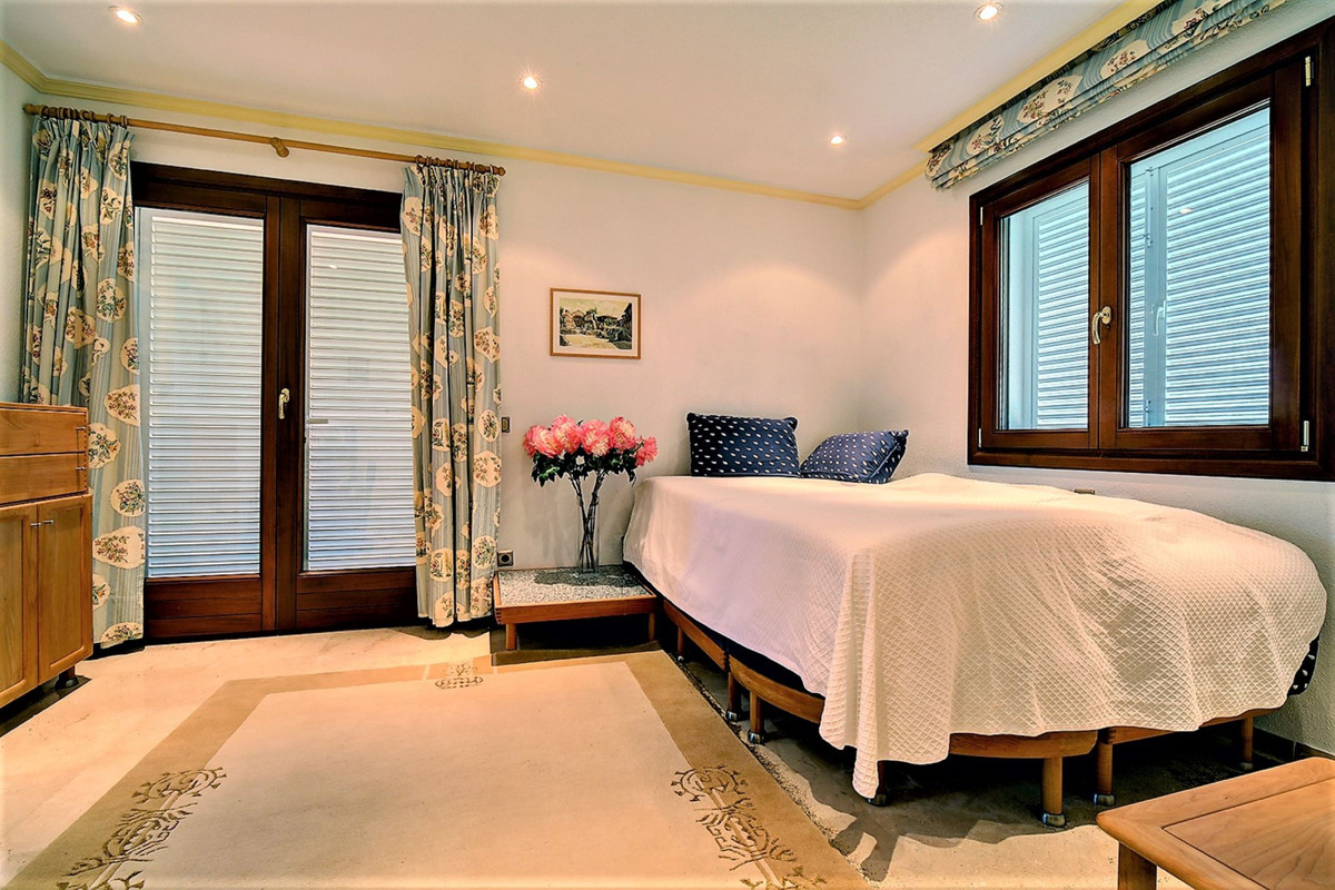 5 Bed Townhouse for sale in Costalita Costa Del Sol, Málaga, Spain