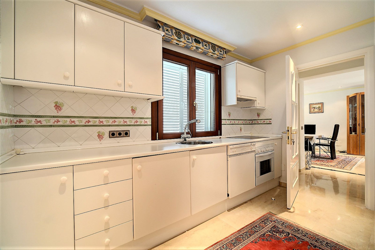 5 Bed Townhouse for sale in Costalita Costa Del Sol, Málaga, Spain