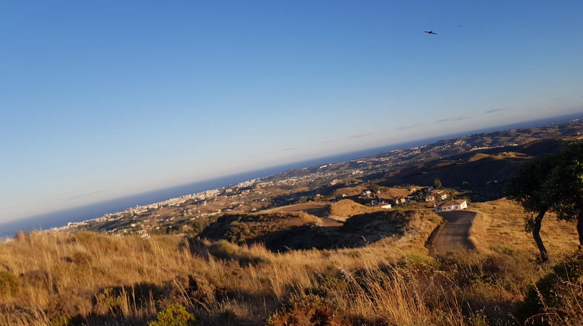 Se vende Terreno Rustico  en Costa Del Sol, Málaga, España