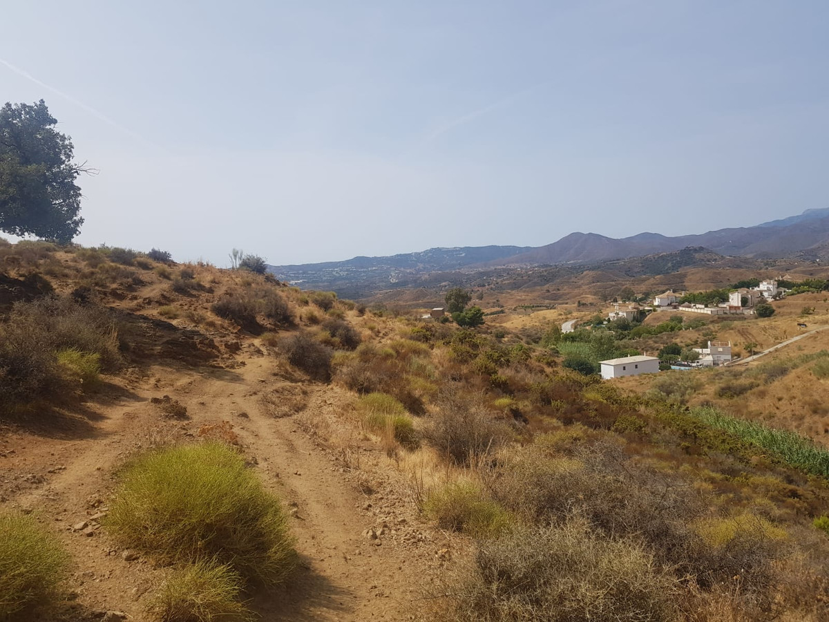 Se vende Terreno Rustico  en Costa Del Sol, Málaga, España