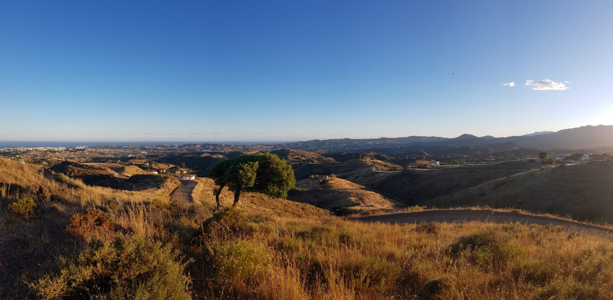 Se vende Terreno Rustico  en Costa Del Sol, Málaga, España