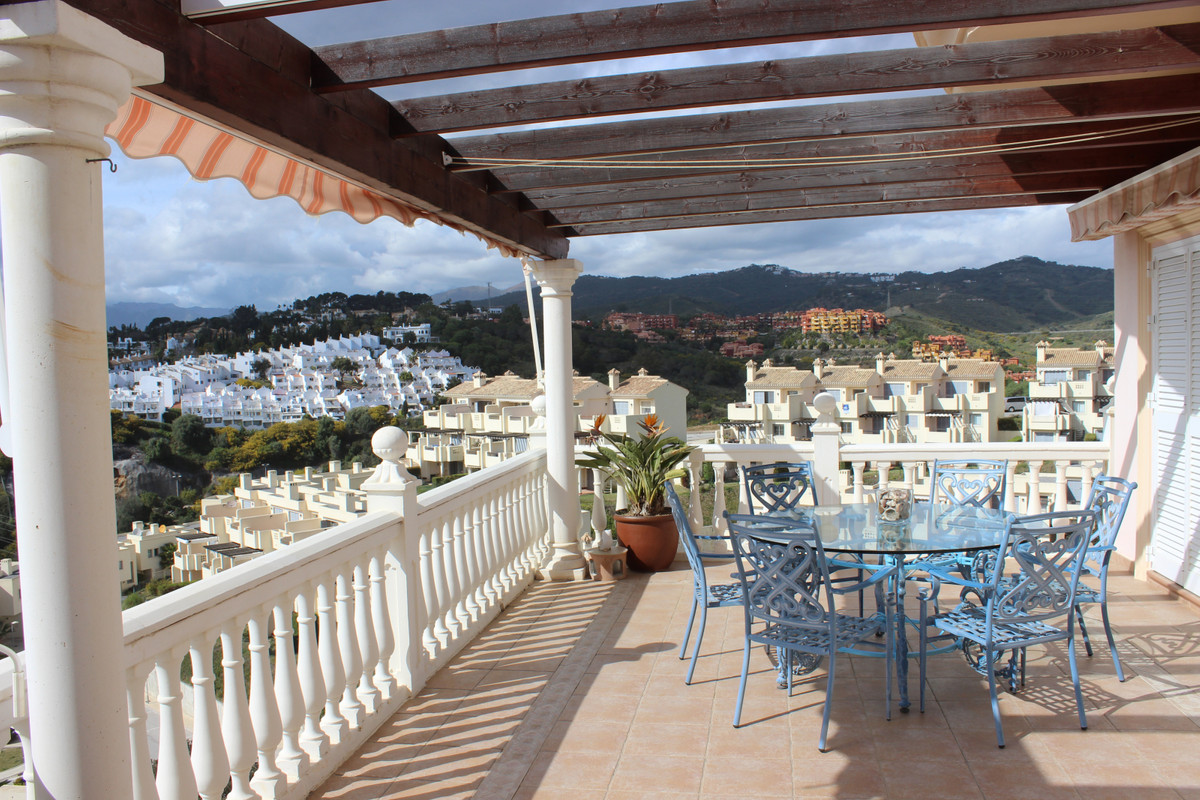 7 Bed Townhouse for sale in Artola Costa Del Sol, Málaga, Spain