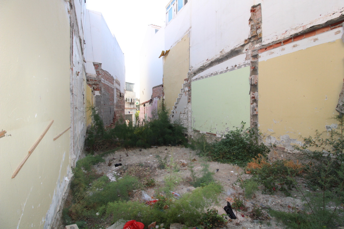 Se vende Terreno Urbano  en Costa Del Sol, Málaga, España