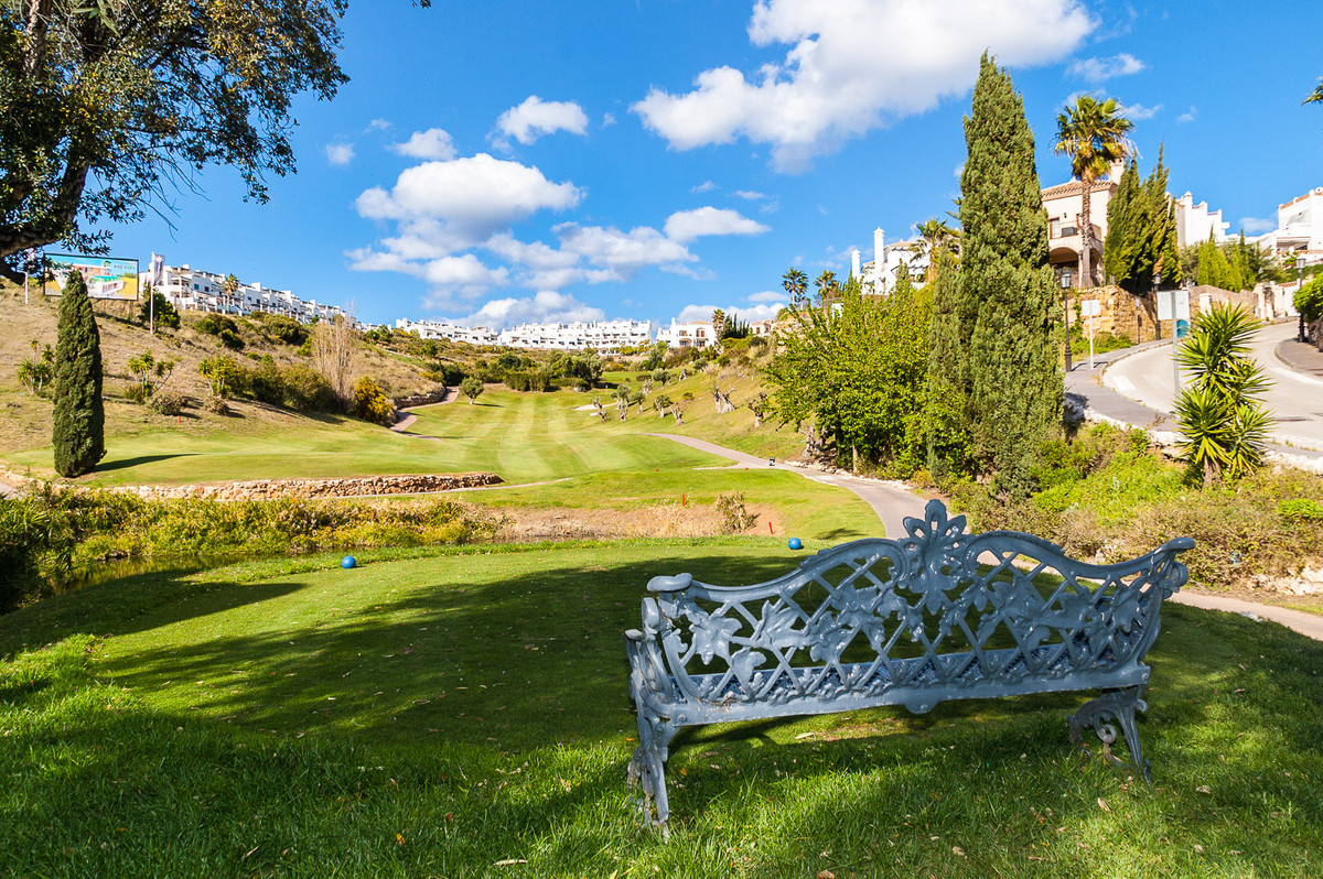 Se vende Terreno Urbano  en Costa Del Sol, Málaga, España