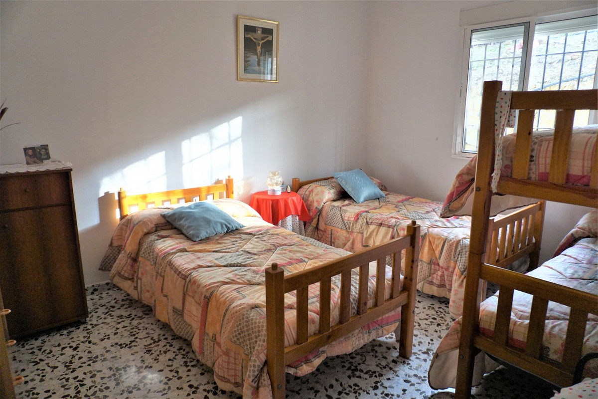 3 Bed Townhouse for sale in Alcaucín Costa Del Sol East, Málaga, Spain
