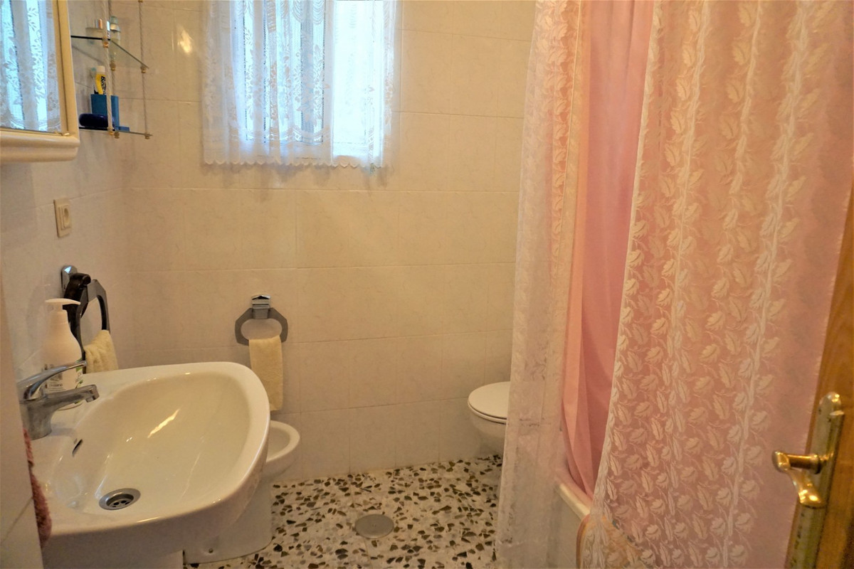 3 Bed Townhouse for sale in Alcaucín Costa Del Sol East, Málaga, Spain