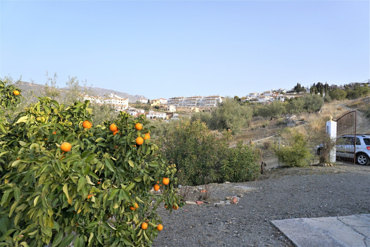 3 Bed Townhouse for sale in Alcaucín Costa Del Sol East, Málaga, Spain